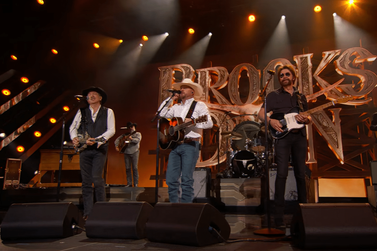 Cody Johnson and Brooks & Dunn performing together
