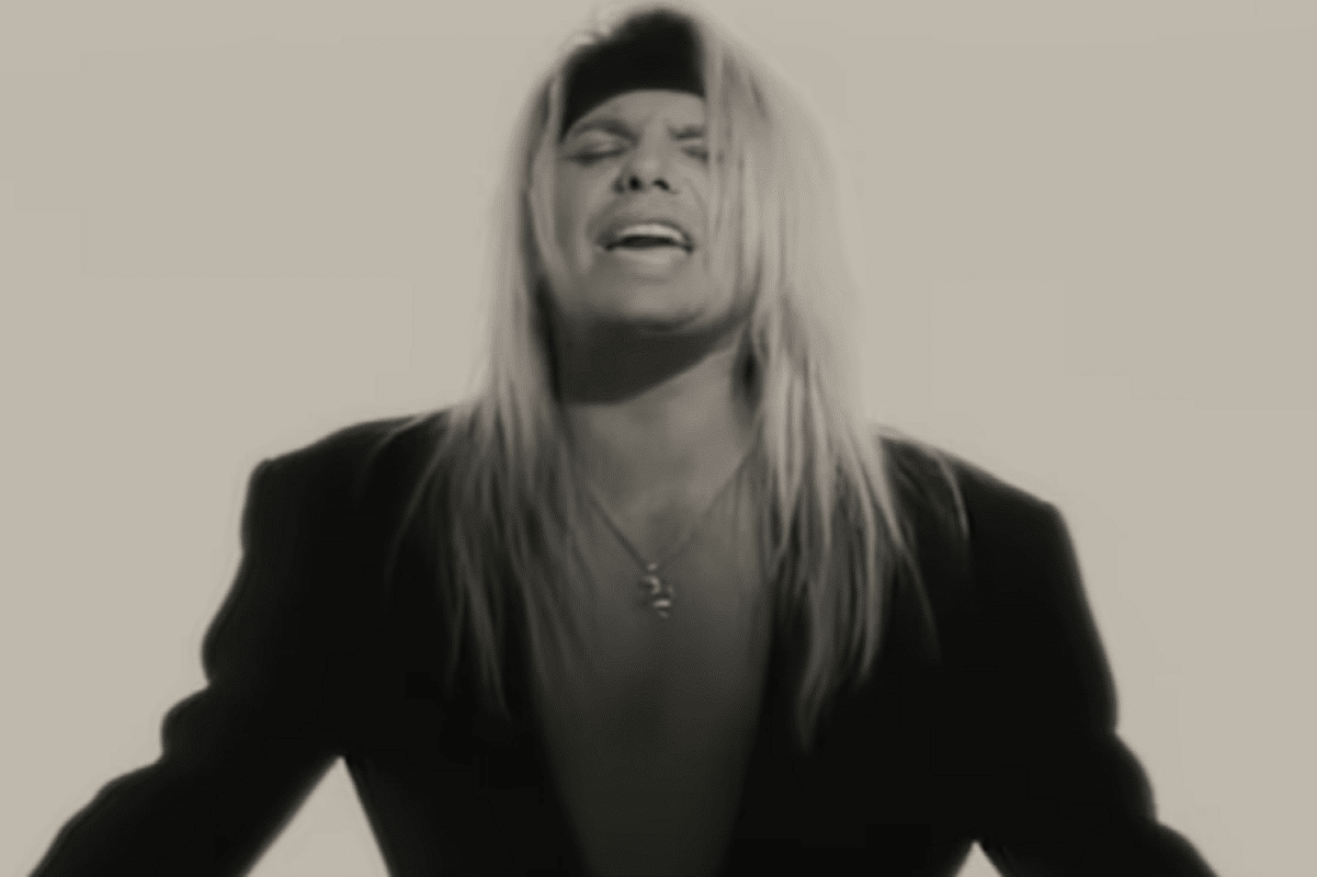 Motley Crue singing