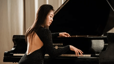 Jing Li online piano course